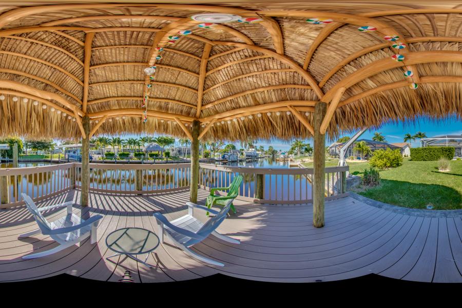 58-Dock  Tiki Hut Panorama